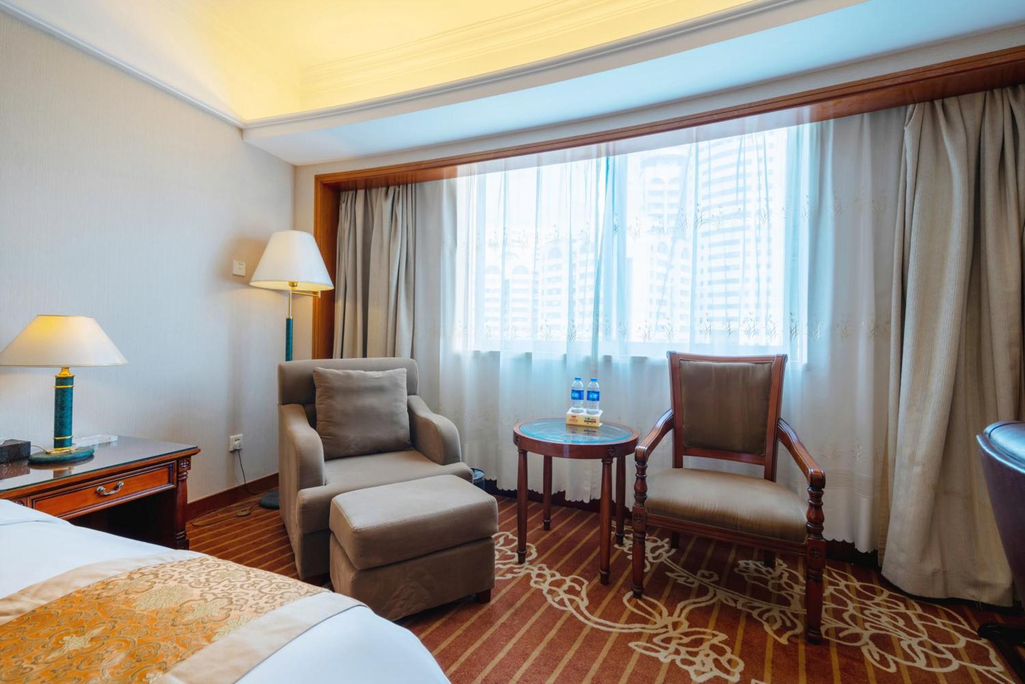 Sunshine Holiday Hotel Fuzhou Fuzhou  Zewnętrze zdjęcie