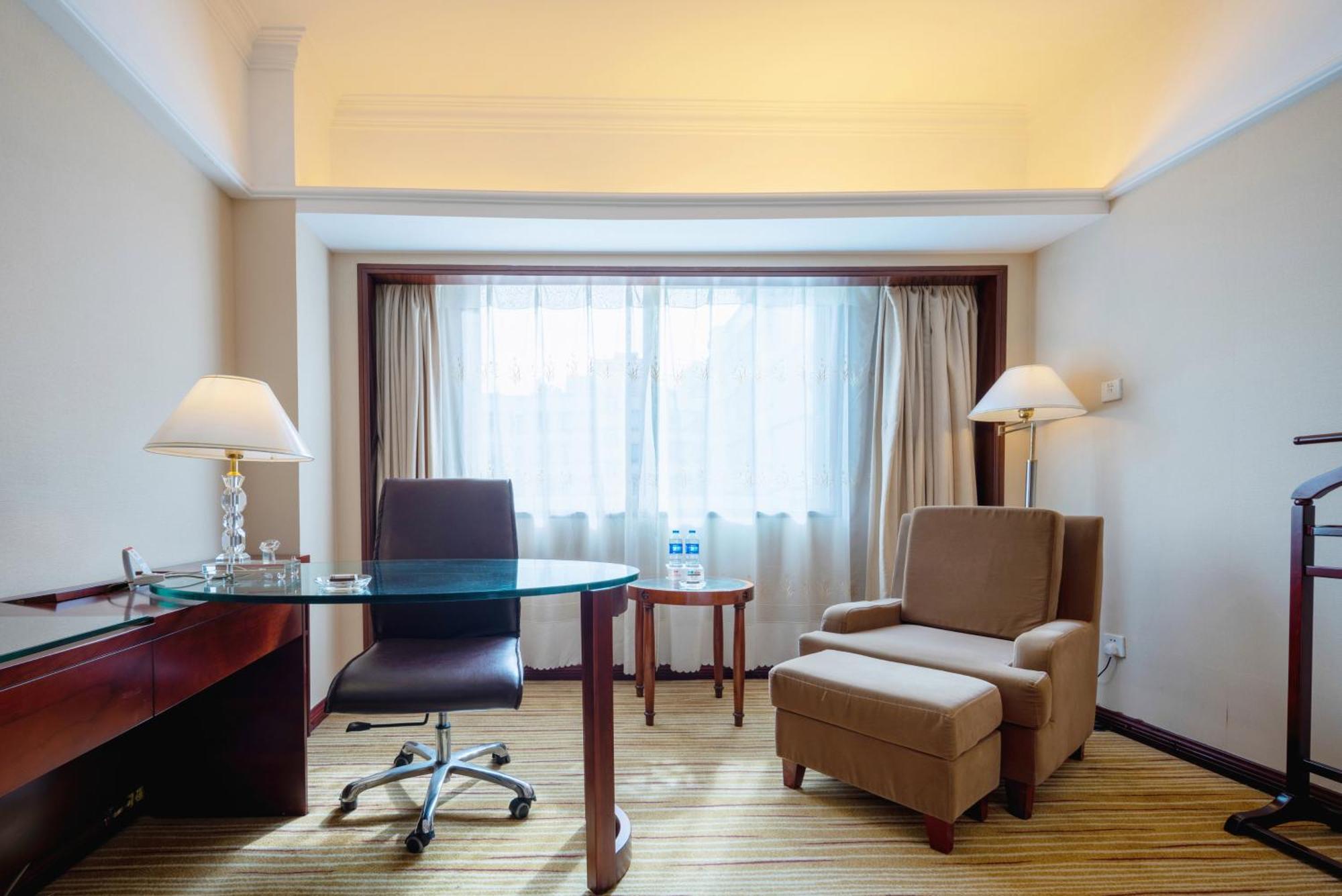 Sunshine Holiday Hotel Fuzhou Fuzhou  Zewnętrze zdjęcie