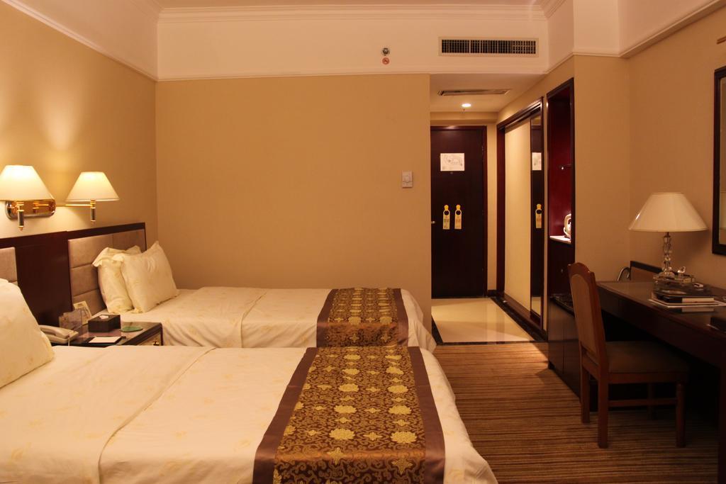 Sunshine Holiday Hotel Fuzhou Fuzhou  Zewnętrze zdjęcie